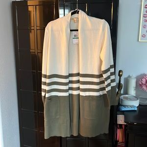 New with tag Michael kors army green and cream open sweater